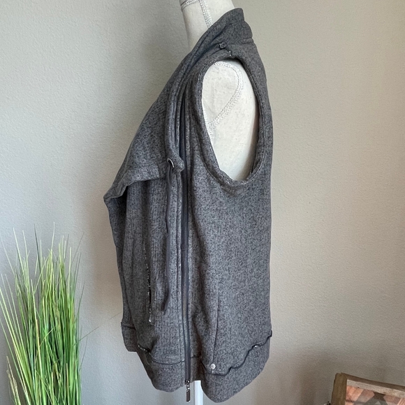 NWT Neon Buddha Idyllic Zip Moto Vest medium - Picture 4 of 9